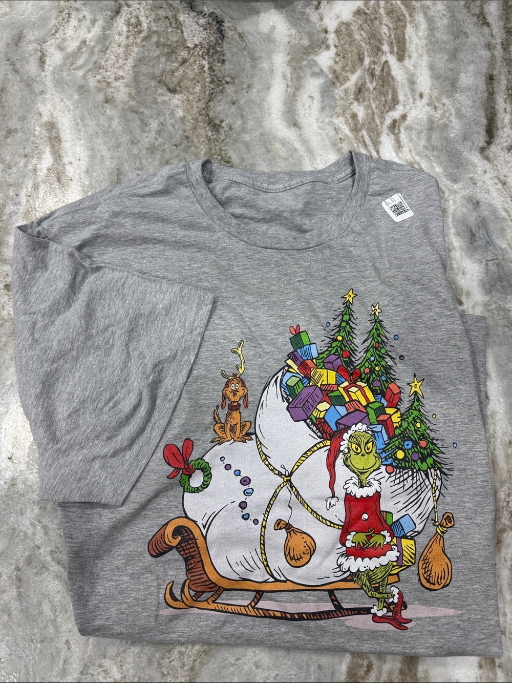 Men's Gray Grinch Holiday Graphic Short Sleeve Tee